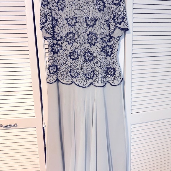 A.Papell Boutique Silk/Chiffon Evening dress - Light Gray/Navy+White beaded top - Picture 2 of 4